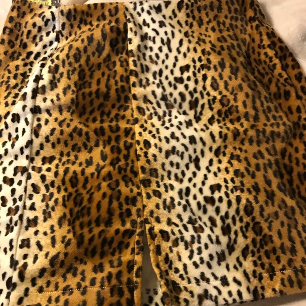 Nwt Cave Girl Halloween Costume View 2